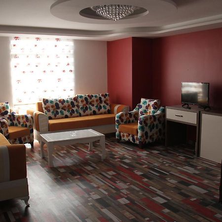 Gokdem Royal Hotel Van Bagian luar foto